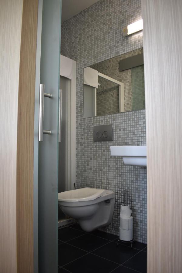 Zsolnay Negyed Vendeghaza Aparthotel Beci Exterior foto